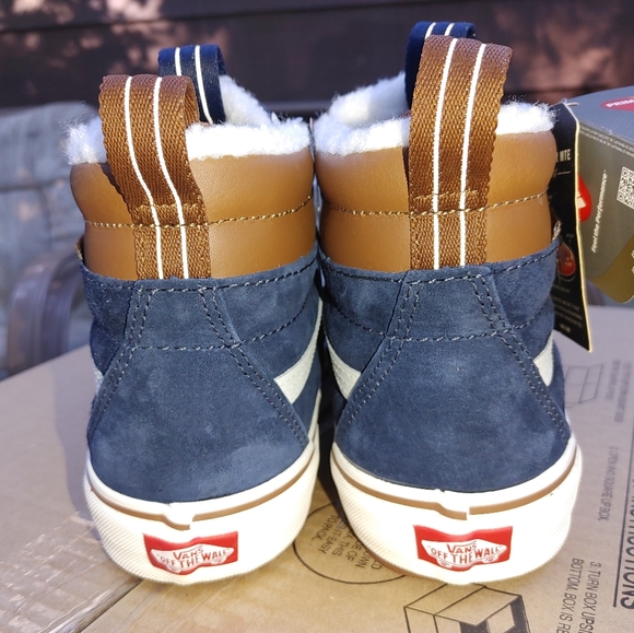 VANS SK8-HI MTE 2.0 DX DRESS BLUE - Picture 11 of 13